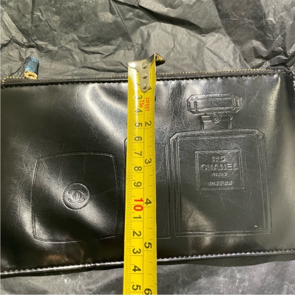 Chanel beauty gift cosmetic bag - Picture 12 of 12